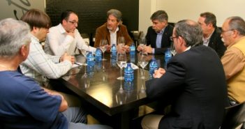 Reunión en el bar Tastavín